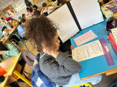 Le Concours interne Kangourou à l’École Primaire Marie Rivier : Un Défi Mathématique Stimulant !