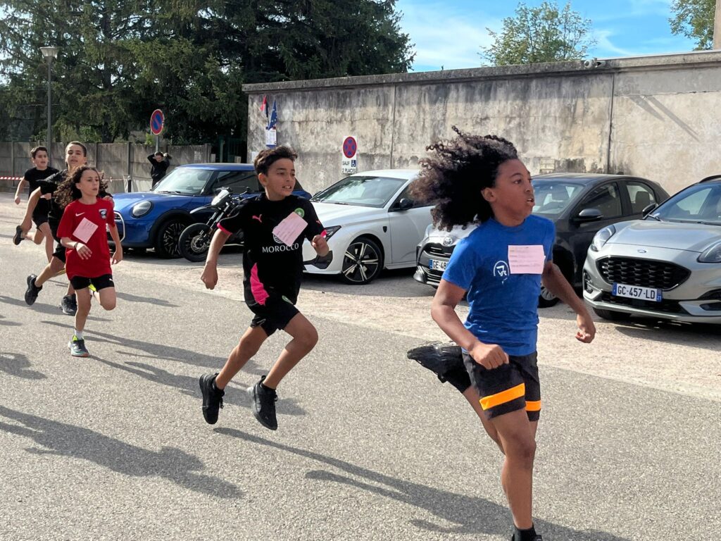 Cross 2025